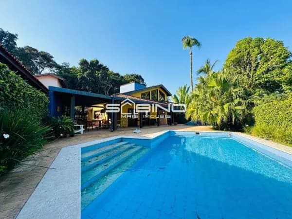 Casa à venda, com 4 suítes 326m² de área útil – 3 vagas - Riviera de São Lorenço Bertioga SP.