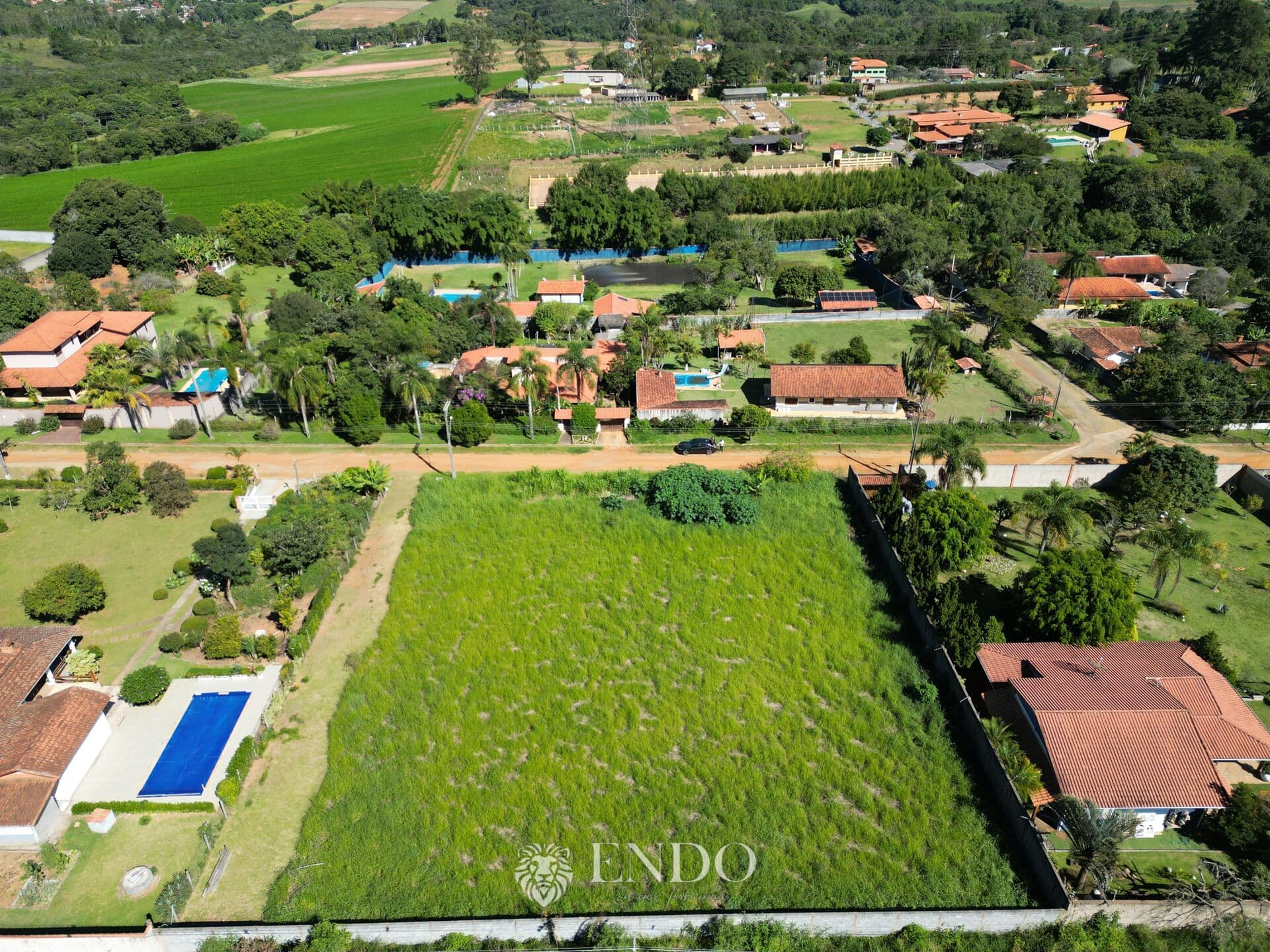 🏡 Terreno Plano em Condomínio a 1 km do Asfalto | 2.250m² Pronto para Construir por R$ 360 Mil