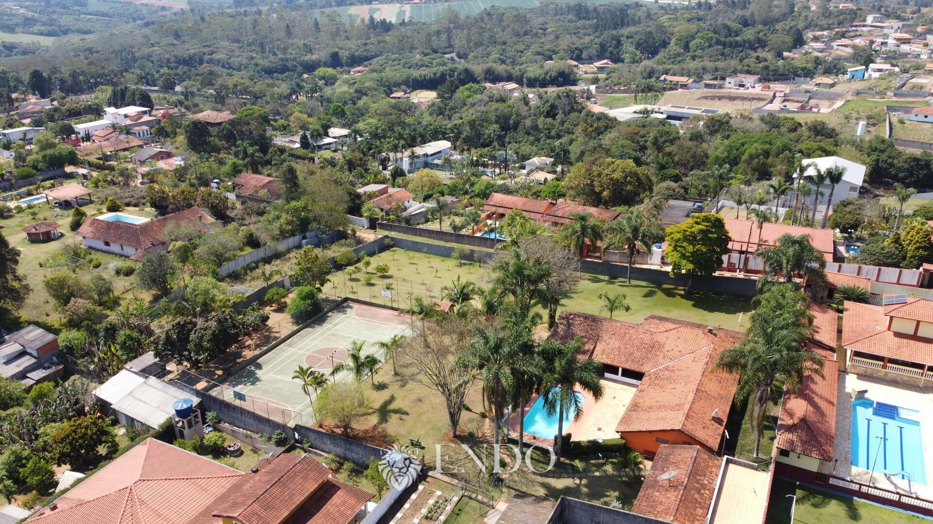 🏡 Linda Chácara Completa com 5.400 m², Piscina e Campo – Apenas R$990.000,00!
