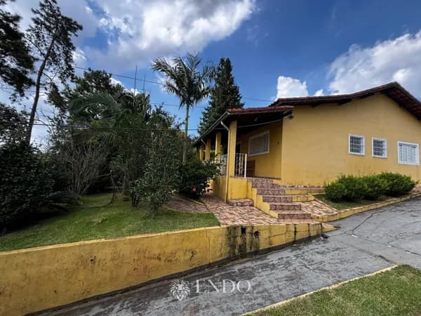 🏡 Chácara em Condomínio Fechado em Ibiúna | 1.500 m², Pomar e Muito Contato com a Natureza – R$ 690 Mil 🌿