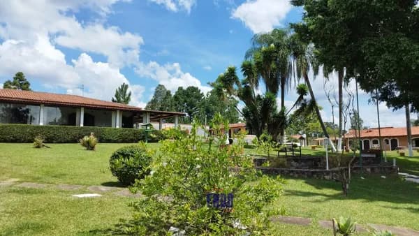 Linda Chácara com 5.000 M²