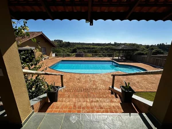 Lindo Sítio em condominio fechado estilo fazenda com lago lindo 7.500 m