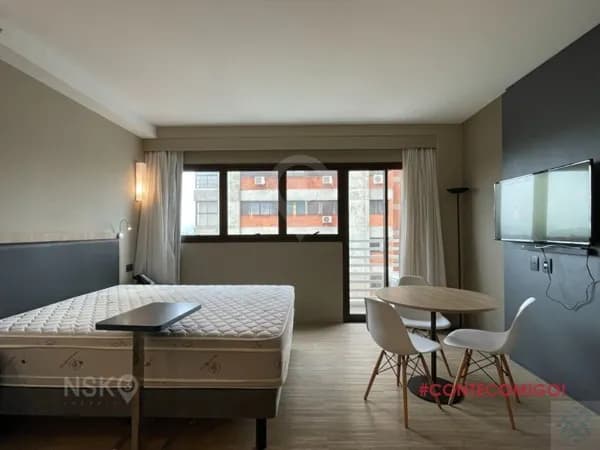STUDIO 28m2, MOBILIADO EM ALPHAVILLE!
