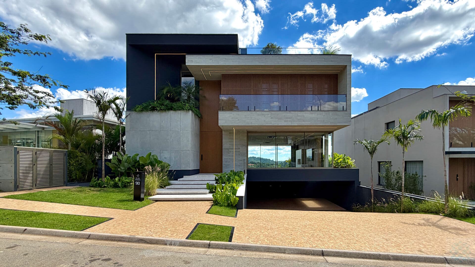 Gênesis II - maravilhosa casa nova, com padrão AAA e vista para a mata!