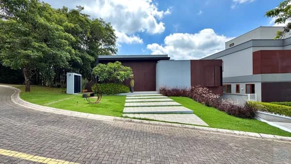 Tamboré 11 - Semitérrea, totalmente mobiliada e decorada!
