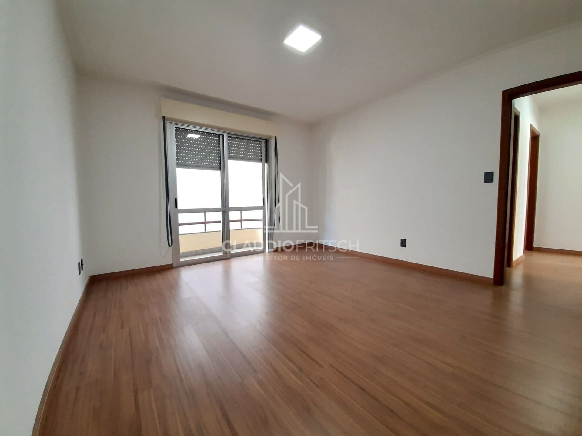 Apartamento 2 dormitórios ótima localização