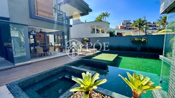 Casa Alto Padrão em Riviera, Bertioga/SP