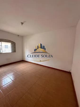 Ótima casa no bairro Bom Jesus!