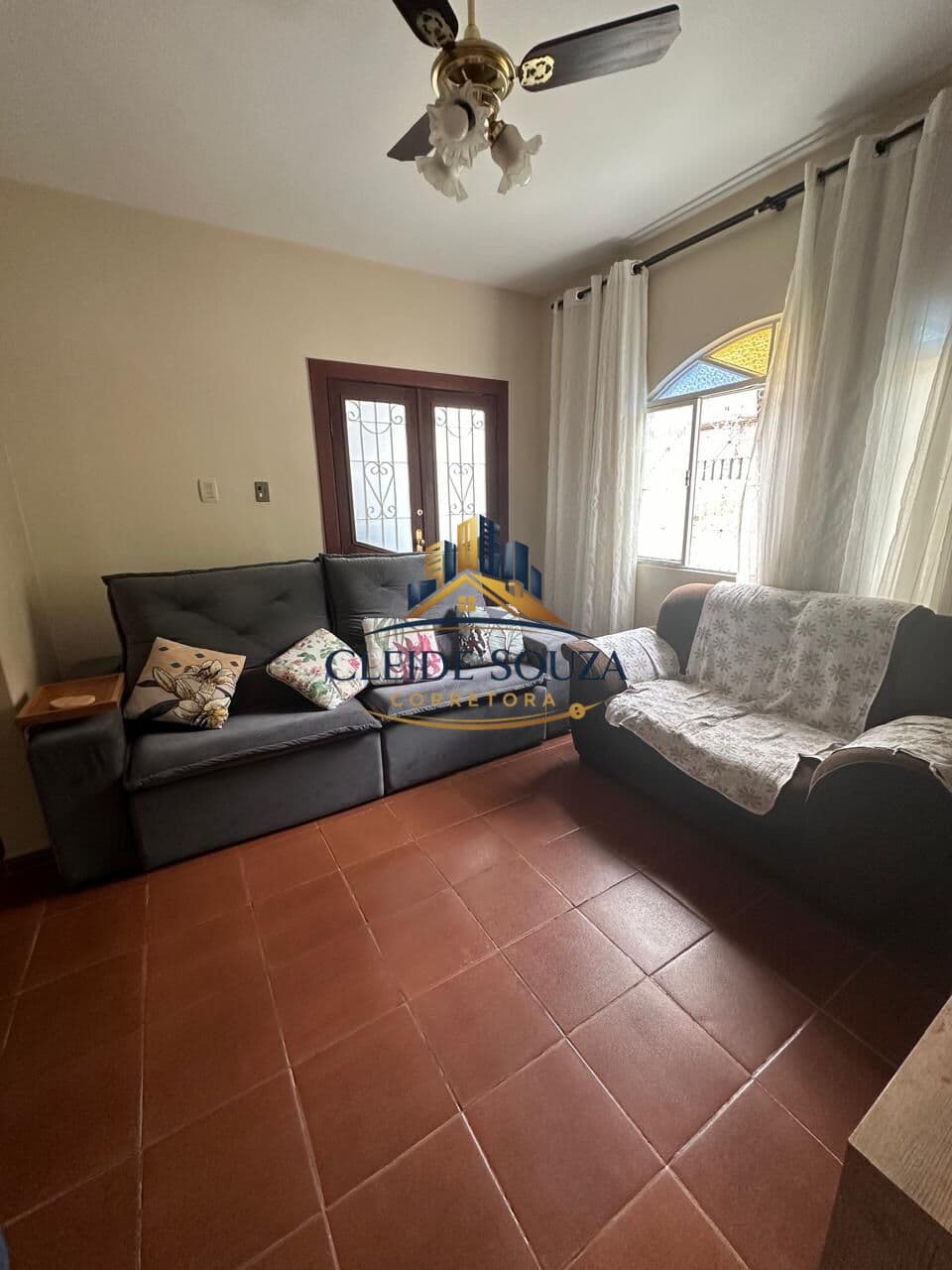 Ótima casa no Recanto Verde