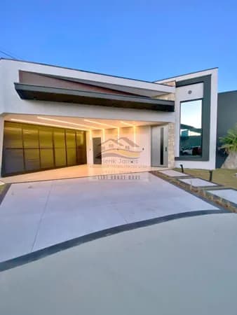 Casa de Condomínio em Sorocaba - Jardim São Carlos