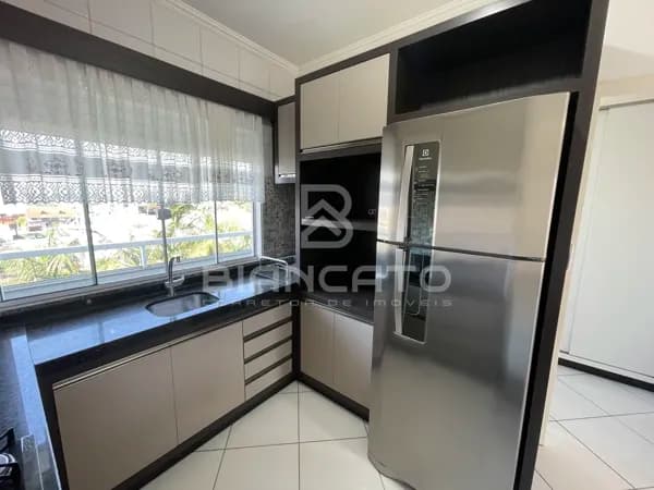 Apartamento completo, mobiliado e pronto para morar – último andar!