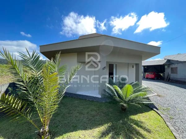 Casa ampla com terreno diferenciado no bairro Piave – Doutor Pedrinho
