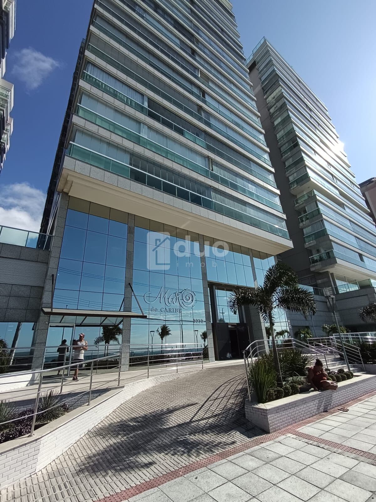 Edifício Mar do Caribe – Orla da Praia de Itaparica
