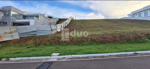 Terreno em Condomínio Alto Padrão