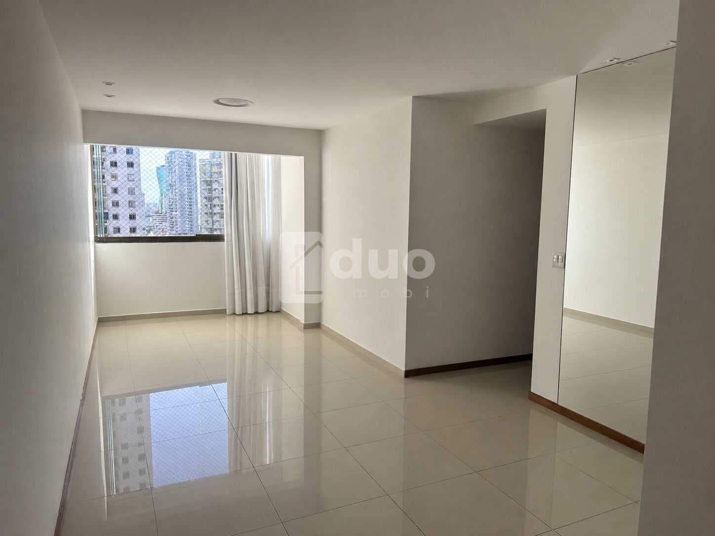 Apartamento Padrão mobiliado e decorado uma quadra da Praia de Itapuã