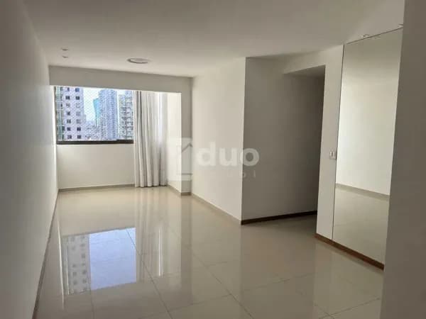 Apartamento Padrão mobiliado e decorado uma quadra da Praia de Itapuã