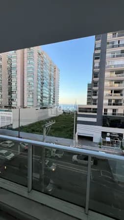 Apartamento 2 Quartos, sendo 1 Suíte e 2 Vagas de Garagem na Praia de Itaparica