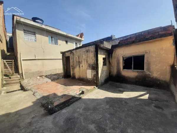 Casa à venda no bairro Jardim Ipê em São Paulo/SP