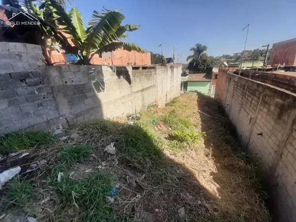 Terreno à venda no bairro Jardim São Francisco em Embu das Artes/SP