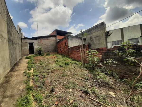 Casa à venda no bairro Jardim Modelo em São Paulo/SP