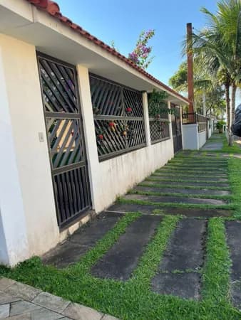 Casa à venda no bairro Jardim Beira Mar em Peruíbe/SP