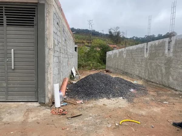 Terreno à venda no bairro Jardim Batista em Embu das Artes/SP