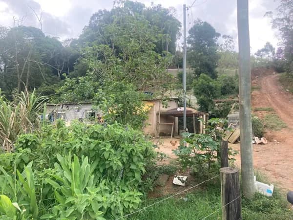 Terreno à venda no bairro Centro em São Lourenço da Serra/SP