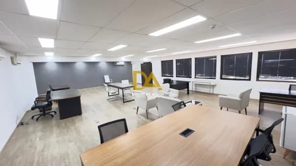 Sala Comercial Mobiliada para Locação - 118m² - Alpha Trade Alphaville - Centro