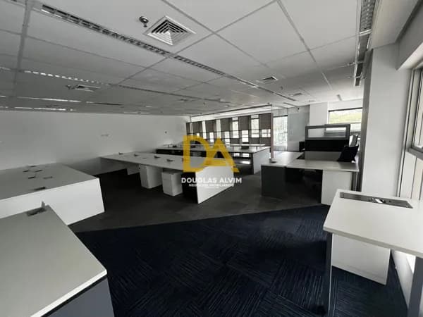 Sala comercial Semi Mobiliada para Locação - 148m² - Edificio Icon Alphaville