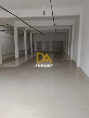 Salão/Galpão Comercial para Locação - 400m² - Pé direito 5m - Aldeia de Barueri