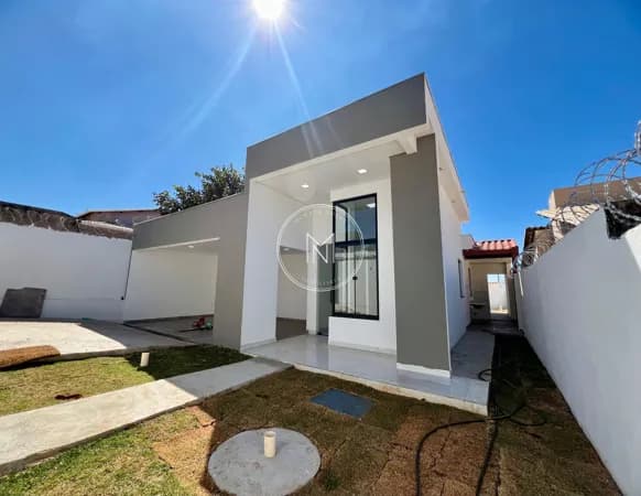 Casa com 3 dormitórios à venda
