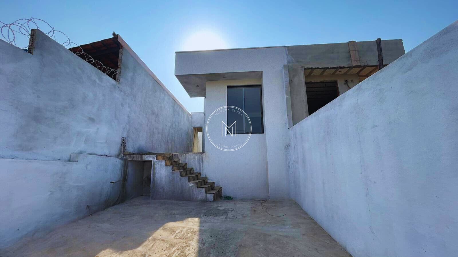 Casa com 3 dormitórios à venda no Panorama