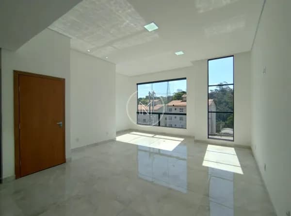Casa com 3 dormitórios à venda no Bairro Duque de Caxias