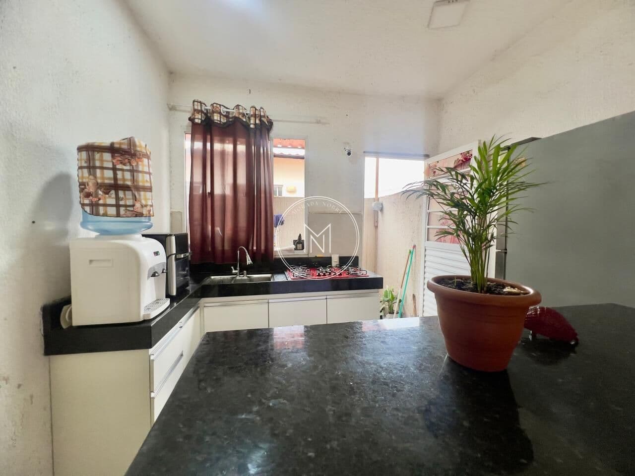 Casa com 2 dormitórios à venda no Pousada das Rosas