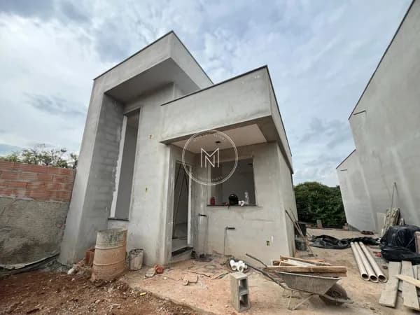 Casa à Venda no Marques Industrial – 2 Quartos, Espaço Gourmet