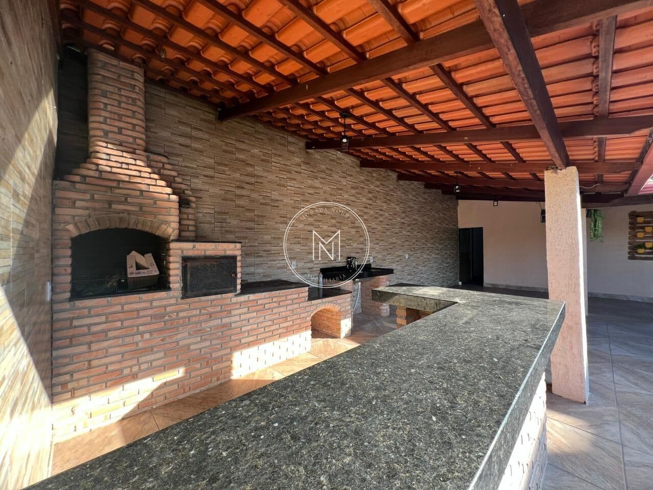 Casa com Amplo Terreno e Área Gourmet em São Joaquim de Bicas