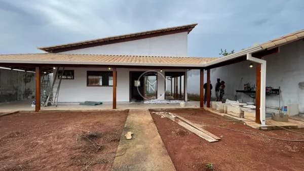 Casa com 3 dormitórios sendo 1 suíte à venda no Novo Igarapé