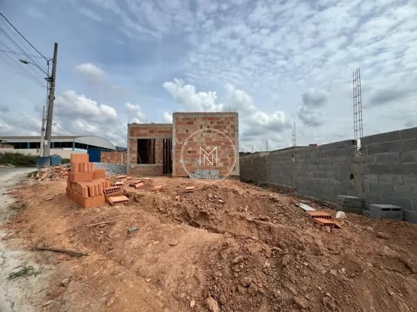 CASA 2 QUARTOS NO JARDIM VILA RICA