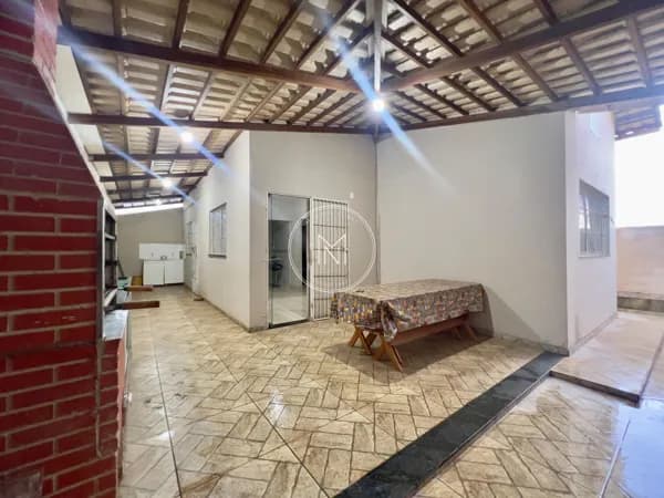 Casa com 2 dormitórios à venda no Alvorada Industrial