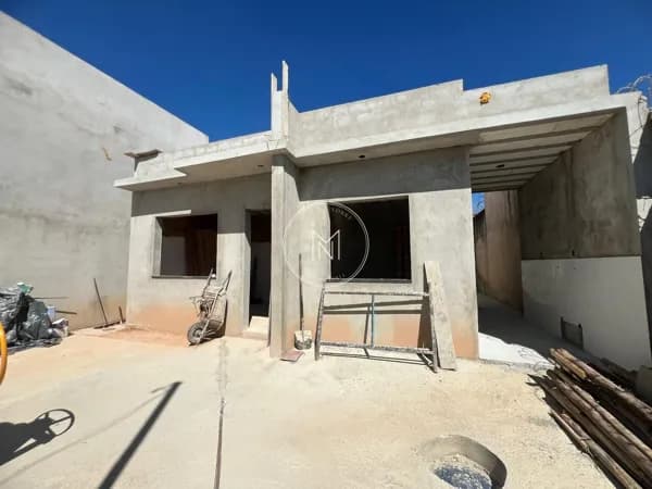 Casa 2 Quartos (1 Suíte) à Venda no Residencial Casa Grande