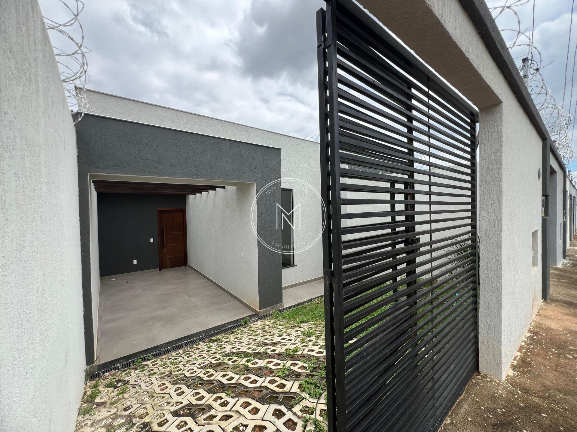 Casa com 3 dormitórios à venda no Marques Industrial
