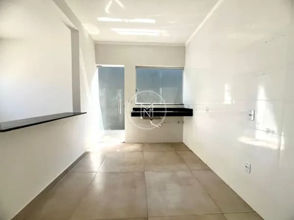 Casa com 2 dormitórios à venda no Pedra Branca
