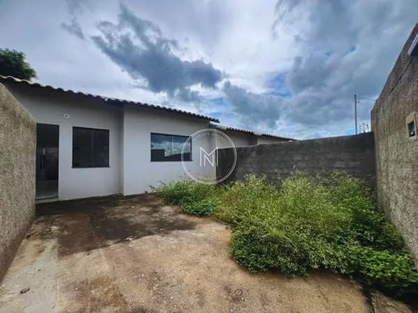 Casa à Venda no Bairro Planalto
