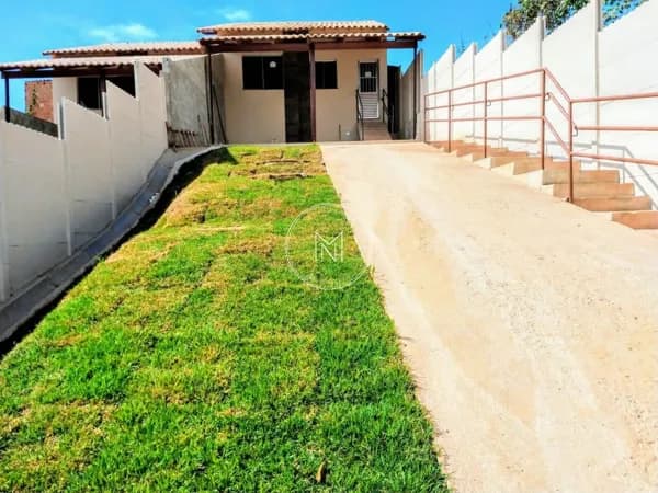 Casa com 2 dormitórios à venda no Alvorada Industrial