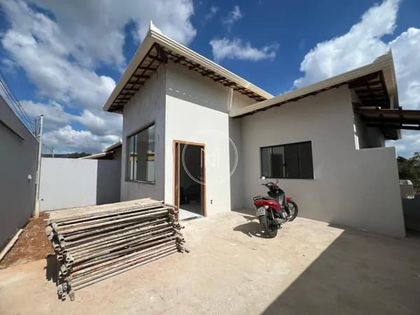 Casa com 3 dormitórios à venda no bairro São Sebastião