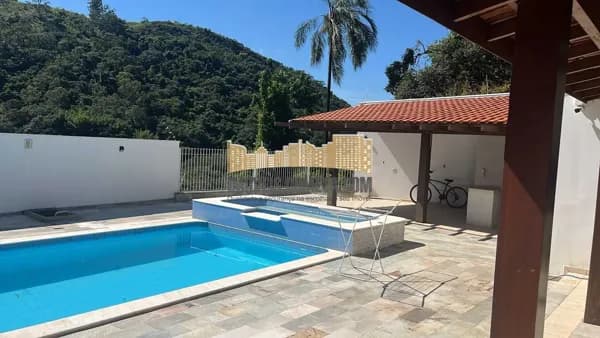 Casa Alto Padrão em Centro, Águas da Prata/SP