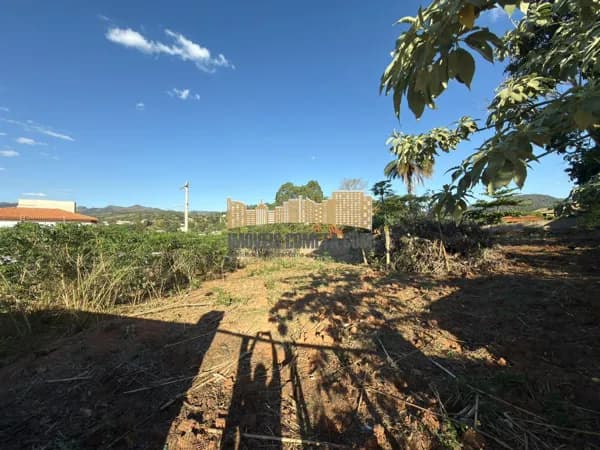 Terreno em Jardim das Paineiras, Águas da Prata/SP