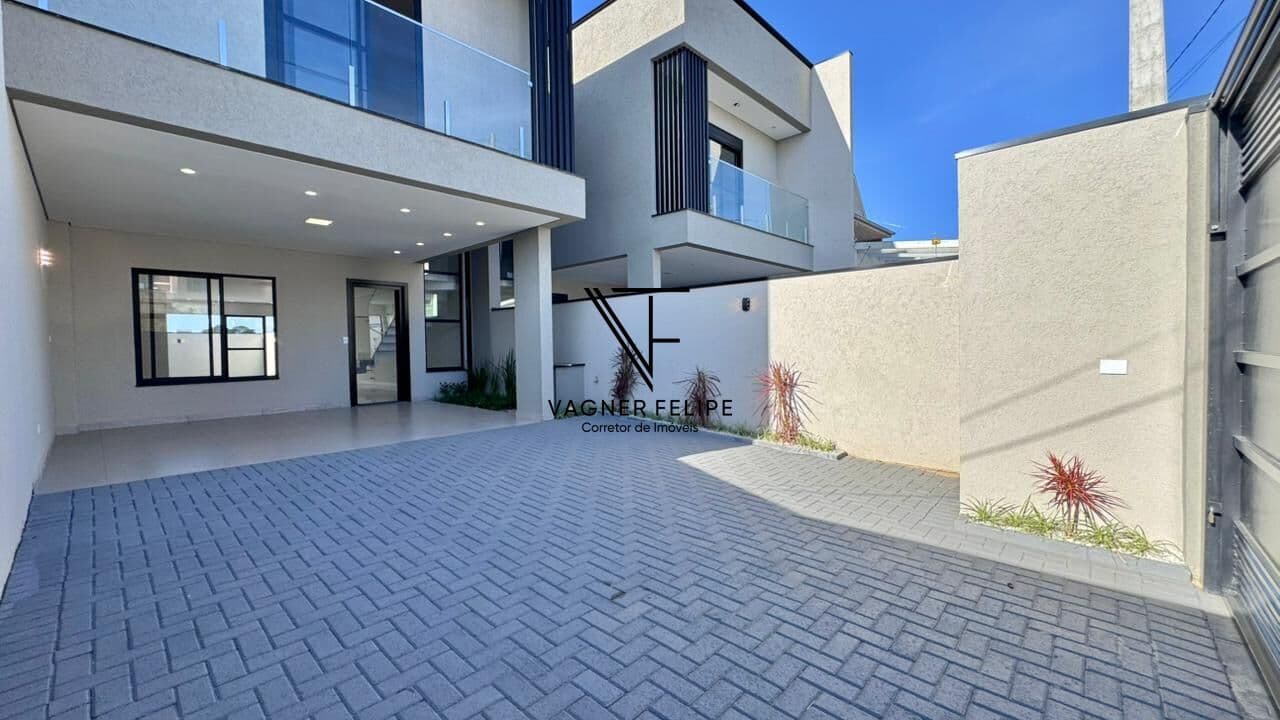 Sobrado 03 dormitórios (suíte) - 170 m² construídos - Aristocrata.