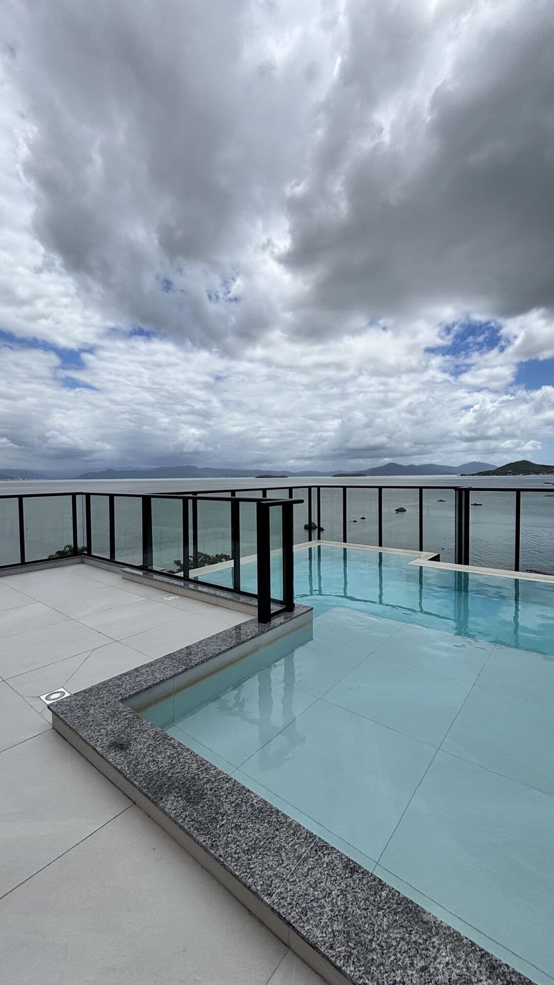 Apartamento Loft em Cacupé, Florianópolis/SC