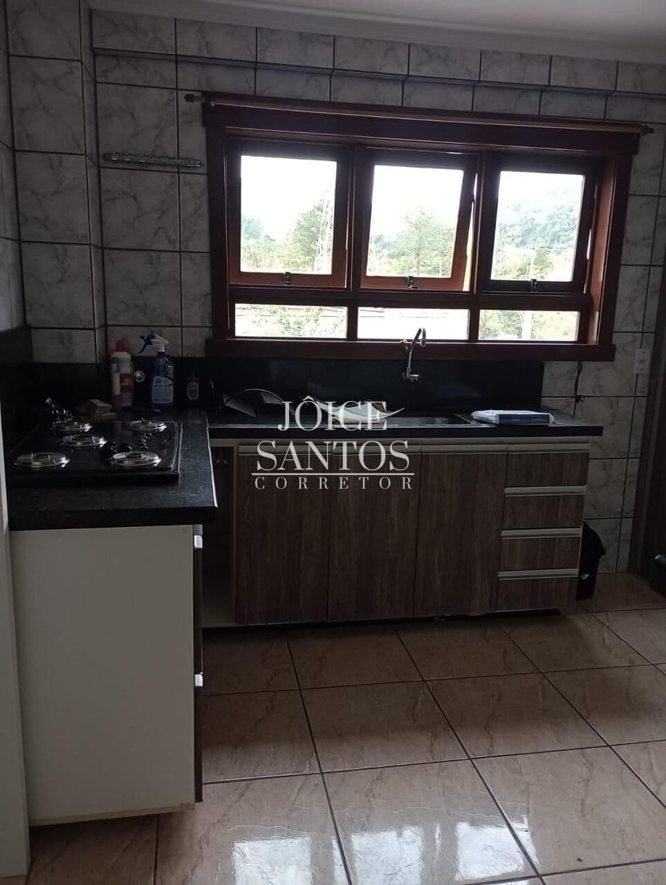 Apartamento no Centro de Três Coroas